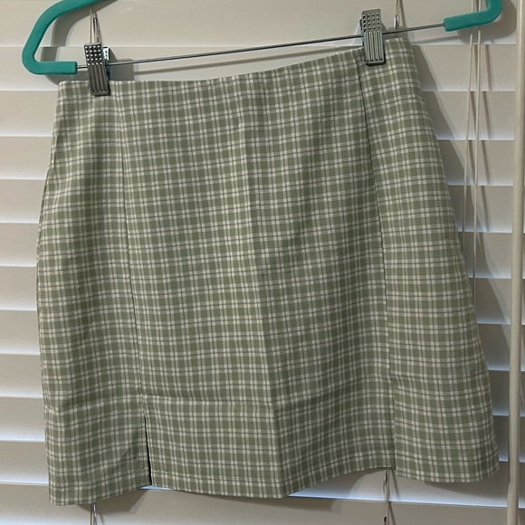 Green Plaid Skirt - Picture 1 of 2